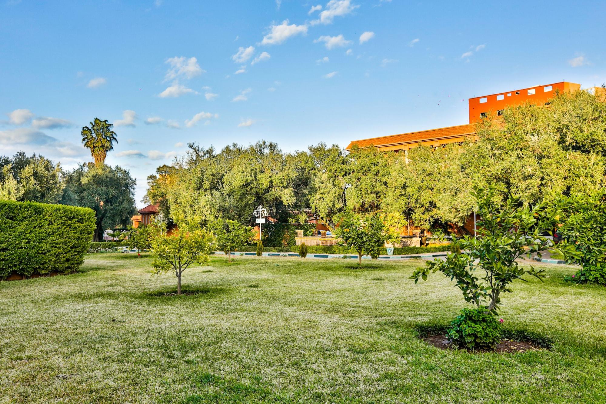 Hotel Al Bassatine Beni Mellal Exterior photo